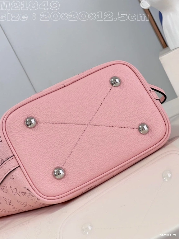 WIS VUITTON PM BLOSSOM LOUIS 0713